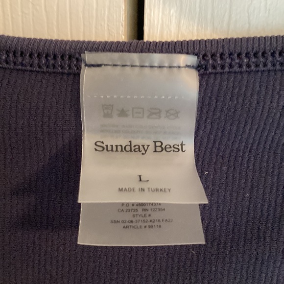 Aritzia - Sunday Best ‘Delta’ SinchSeamless Dress - Picture 7 of 8